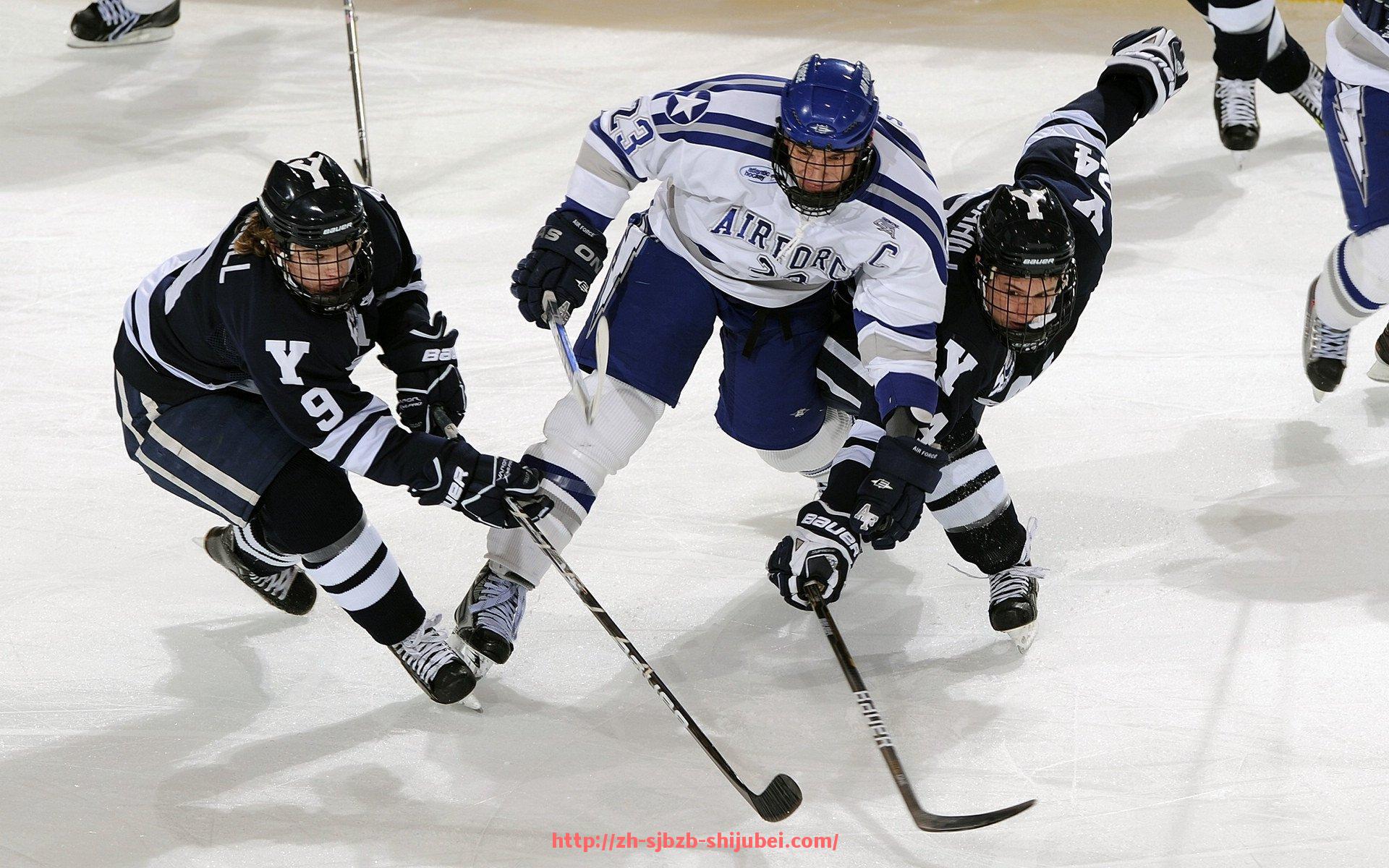 世俱杯直播-世俱杯球队战术调整方案及比赛中应用实例